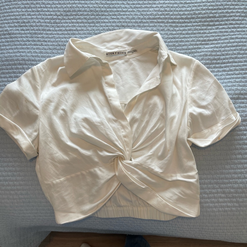 Alice and Olivia white cropped shirt